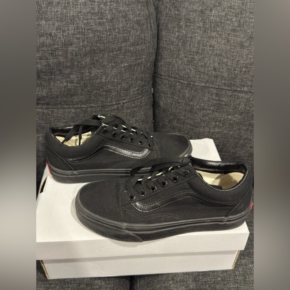 Vans Old Skool Womens Size 6.5 Men 5 Triple Black Athletic Skateboard Sneakers - Picture 8 of 16